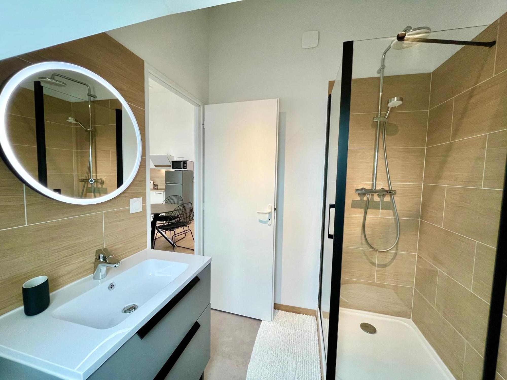 Suite Clovis 7 Реймс Экстерьер фото